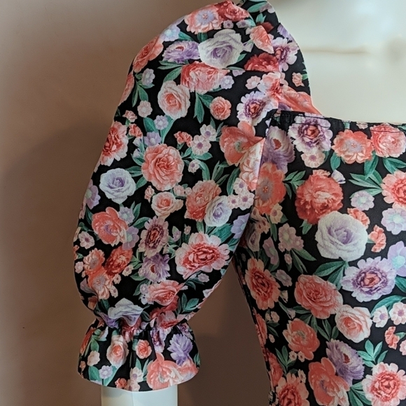 Nasty Gal Put On A Grow Floral Square Neck Crop Top In Pink Size 6 - Picture 3 of 6